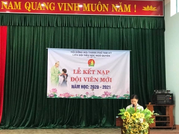 Lễ kết nạp đội viên mới